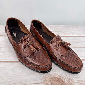 Hush Puppies Men's Brown Leather Loafers Tassels Made in Costa Rica Comfort Sole